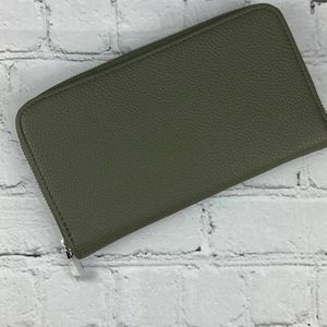 Thirty One All About The Benjamin's Wallet/Wristlet